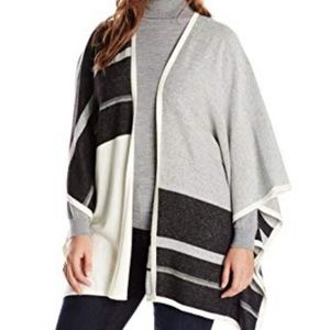 NYDJ Heather Black Sweater Poncho NWT Plus